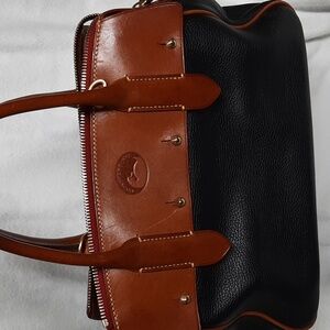 Nice clean Purse 13" L ,10" Tall , bottom 6"  Handles are 5" ,No Shoulder straps